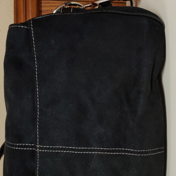 Kathy Van Zeeland Studded Shoulder Bag - Picture 8 of 17